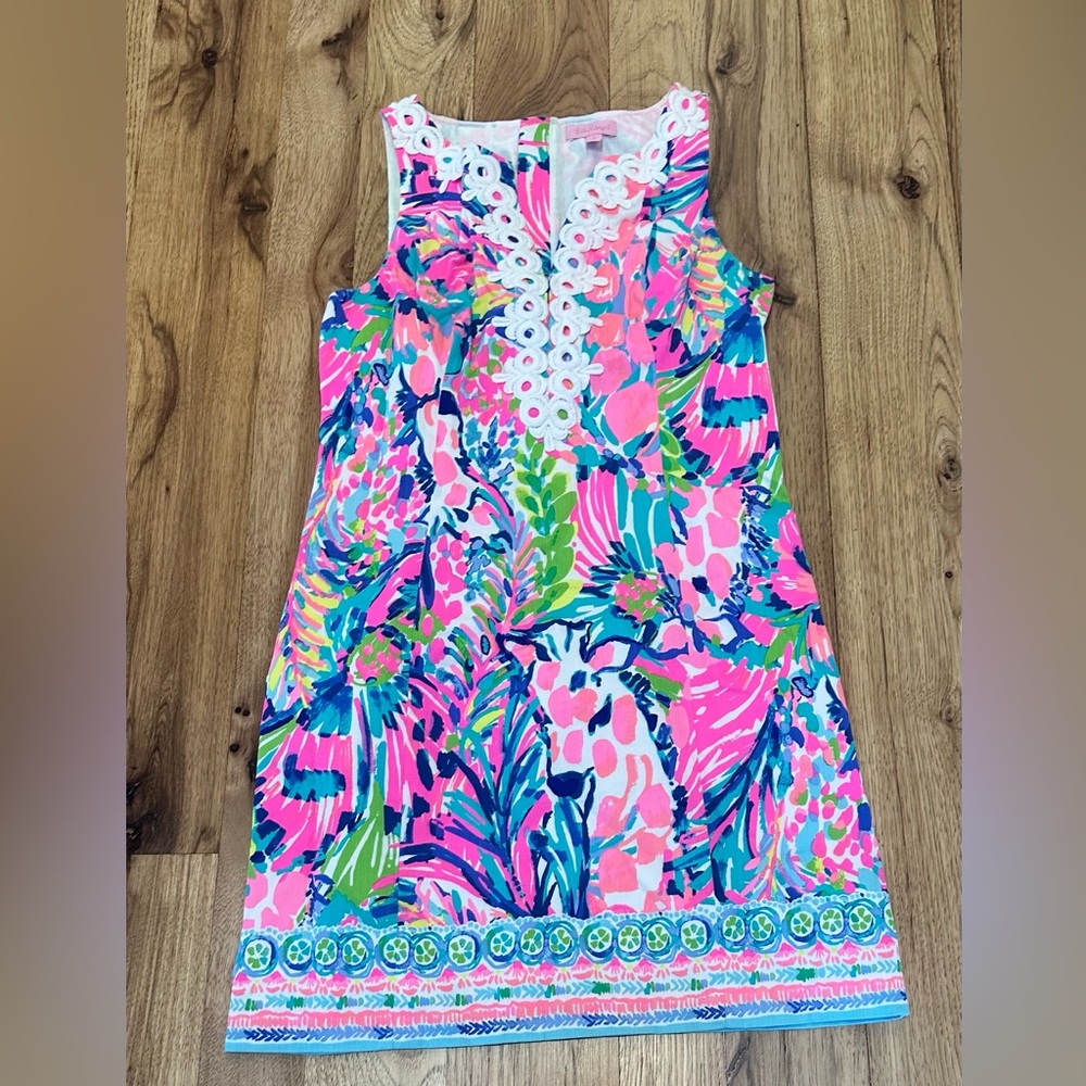 Lilly Pulitzer Gumbo Limbo Vibrant Pink and Blue Floral size 4